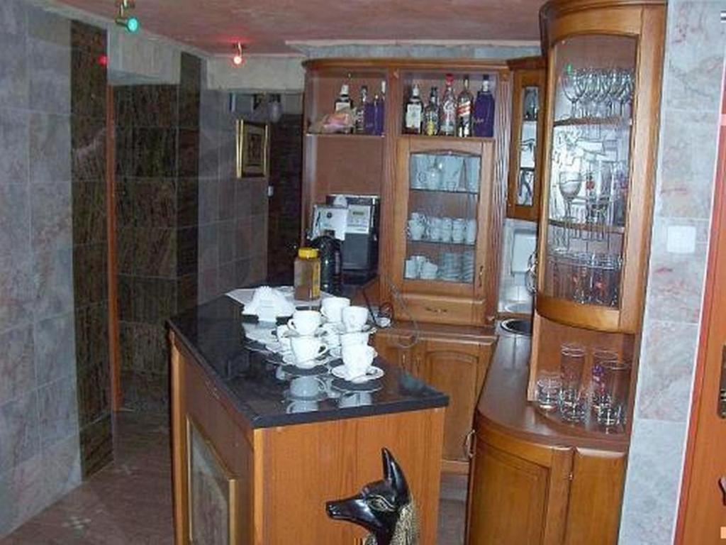 كيلتشي Hotel Faraon المظهر الخارجي الصورة